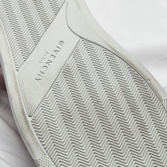 Authenticated Red/Pink Givenchy Leather Printed Sneakers Size 9/39 - Picture 10 of 12